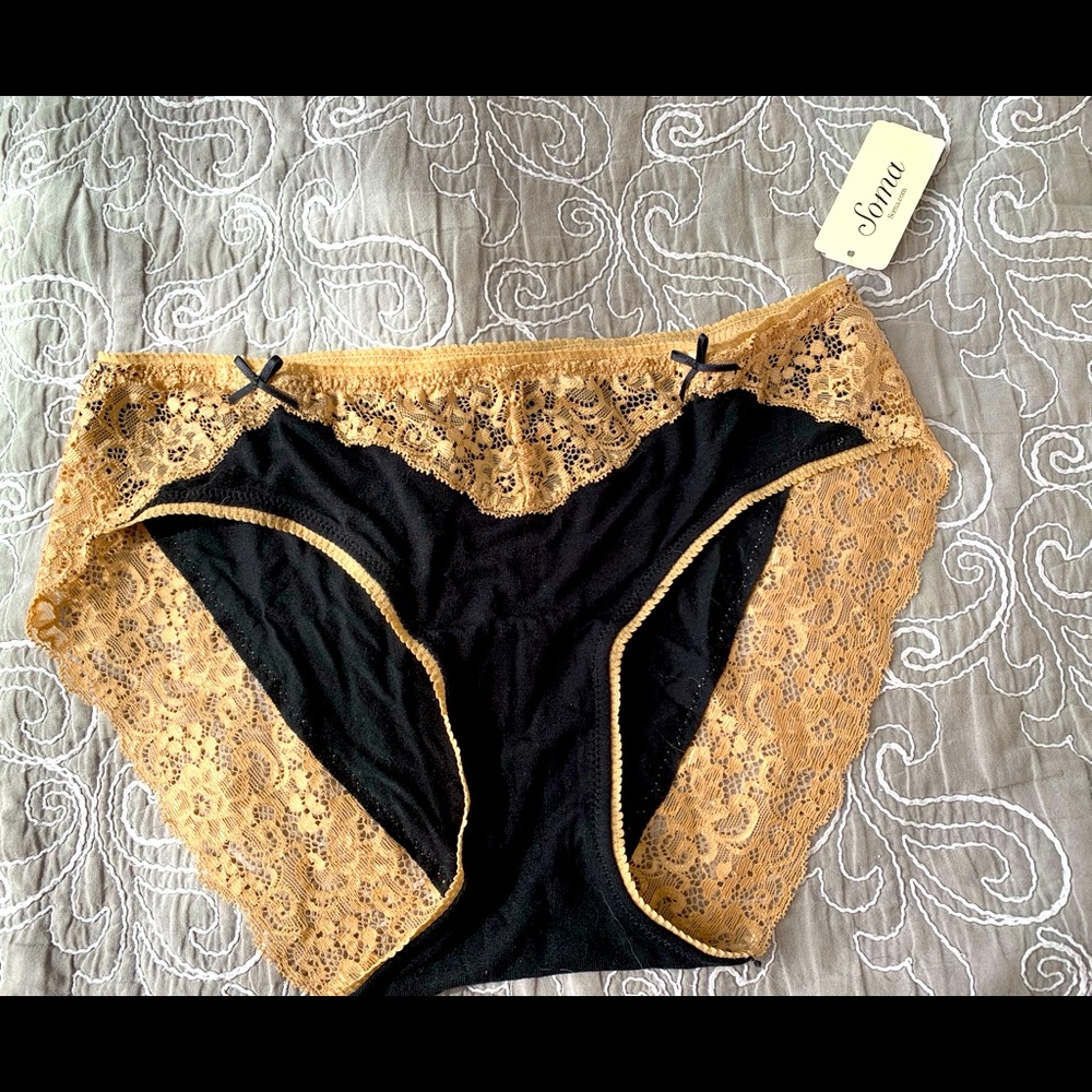 SOMA Embraceable Hipster Pantie M